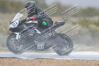 media/Mar-16-2024-CVMA (Sat) [[a528fcd913]]/Race 4 Formula Middleweight (Holeshot Race)/